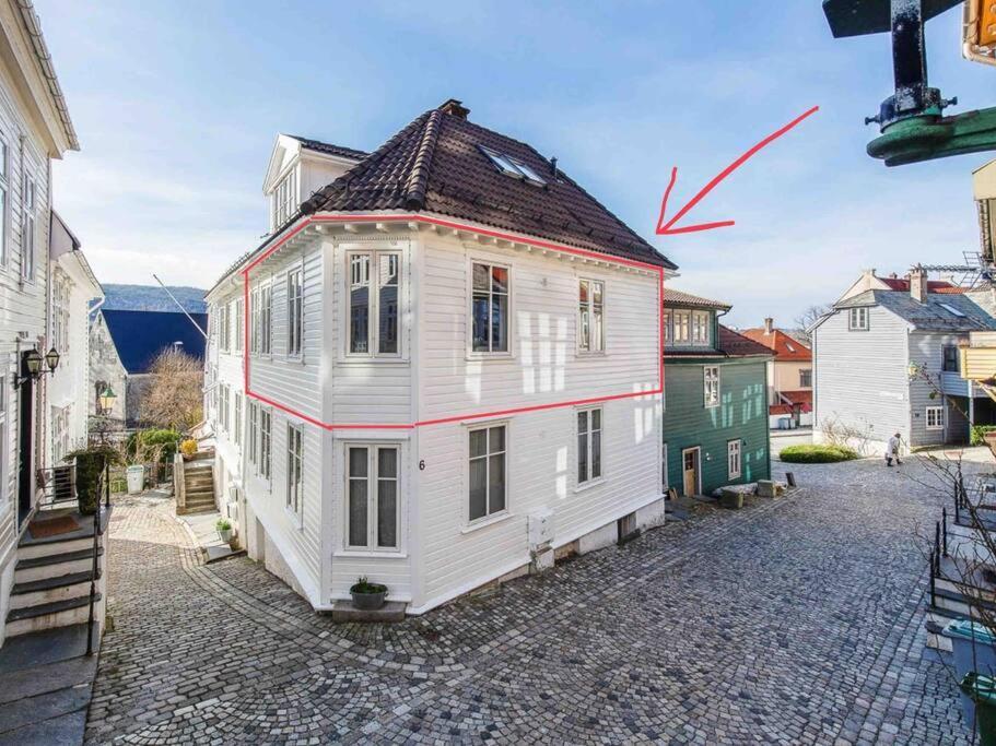On One Of Bergen's Finest Streets Appartement Bergen