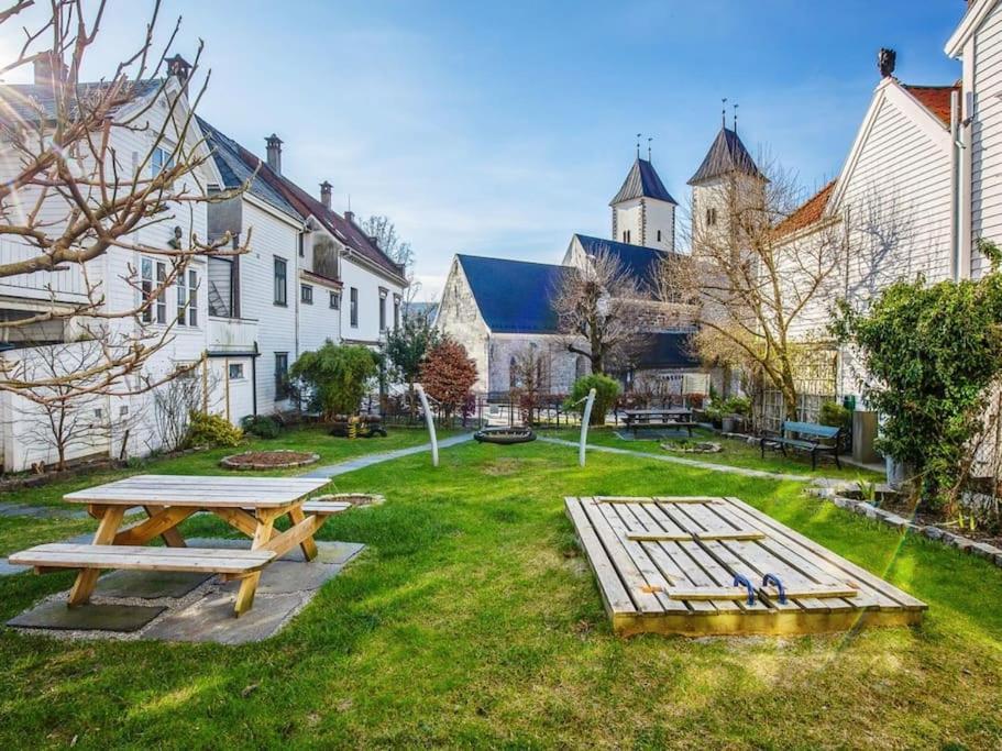 Apartamento On One Of Bergen's Finest Streets *